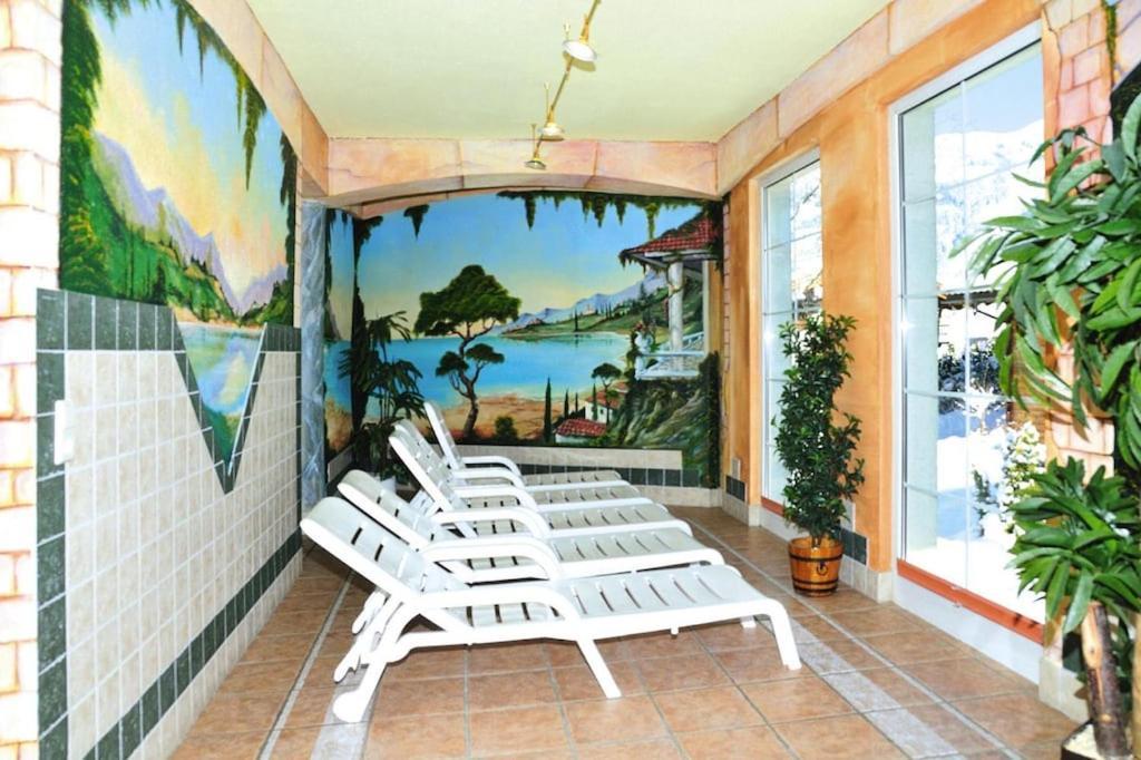 Apartment In Fuegen With A Shared Wellness Zewnętrze zdjęcie