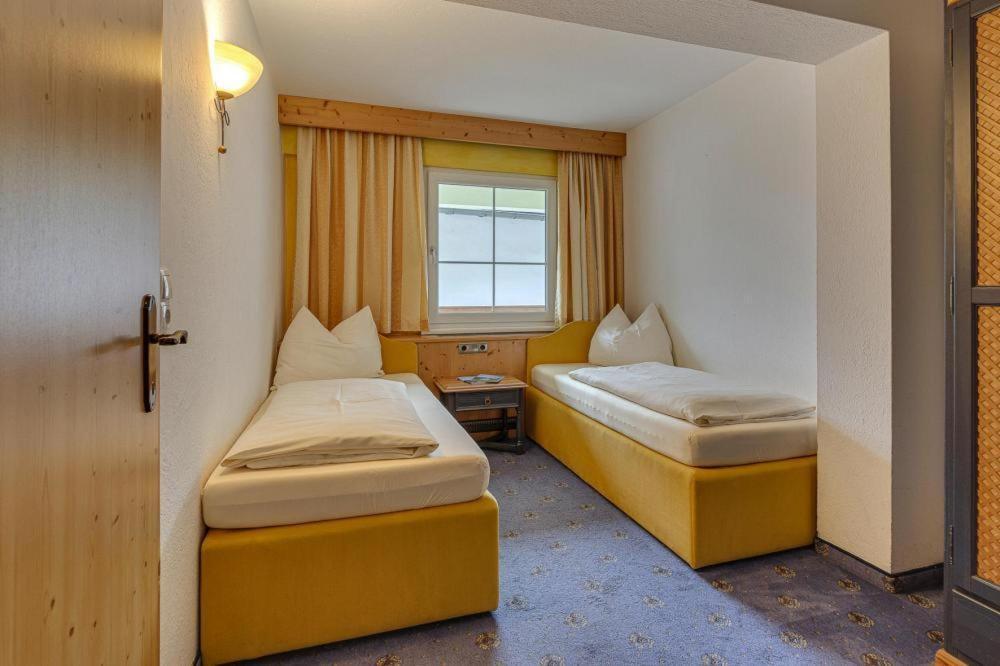 Apartment In Fuegen With A Shared Wellness Zewnętrze zdjęcie